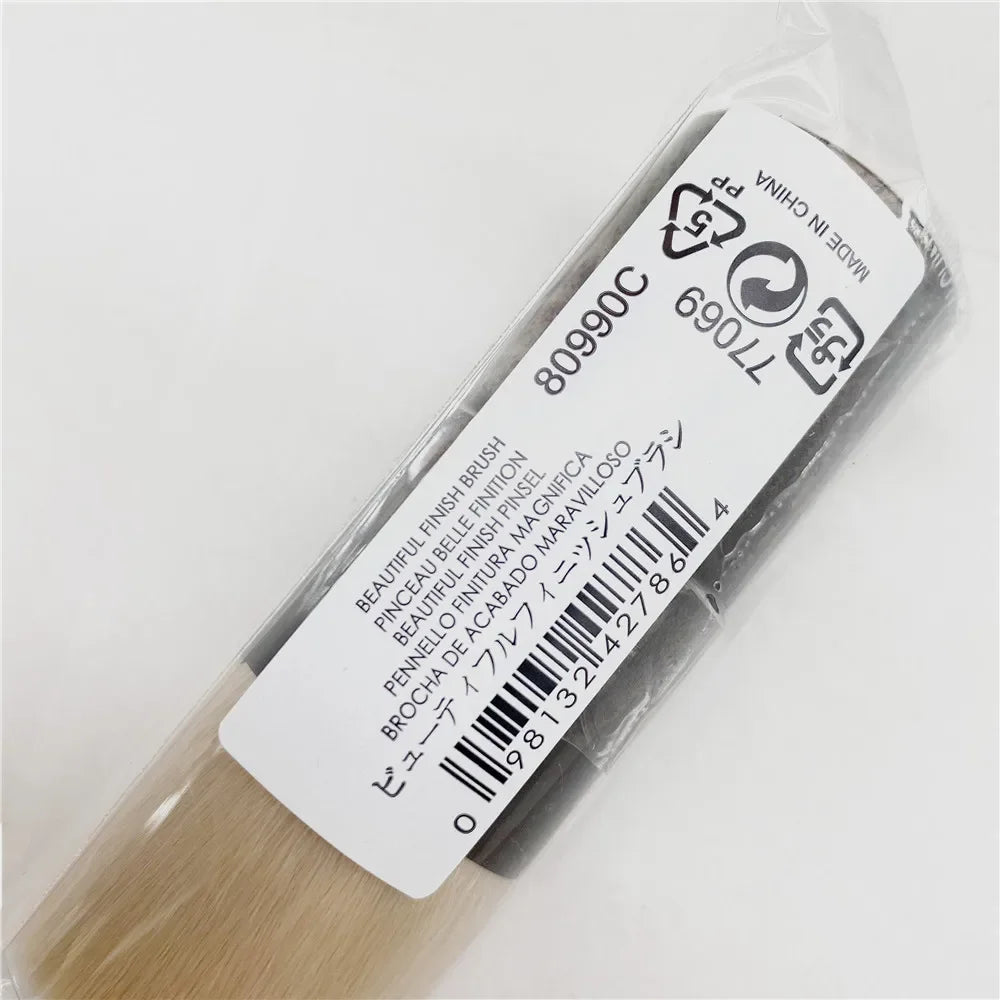 Synthetic Concave Foundation Brush For Powder And Makeup Application