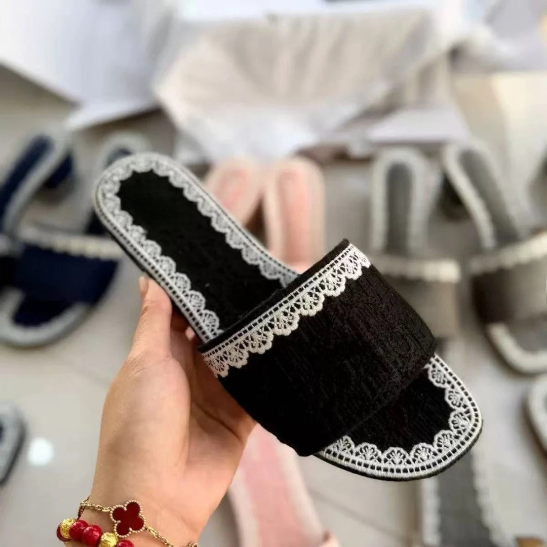 Women Embroidered Flat Slippers Summer Beach Fashion